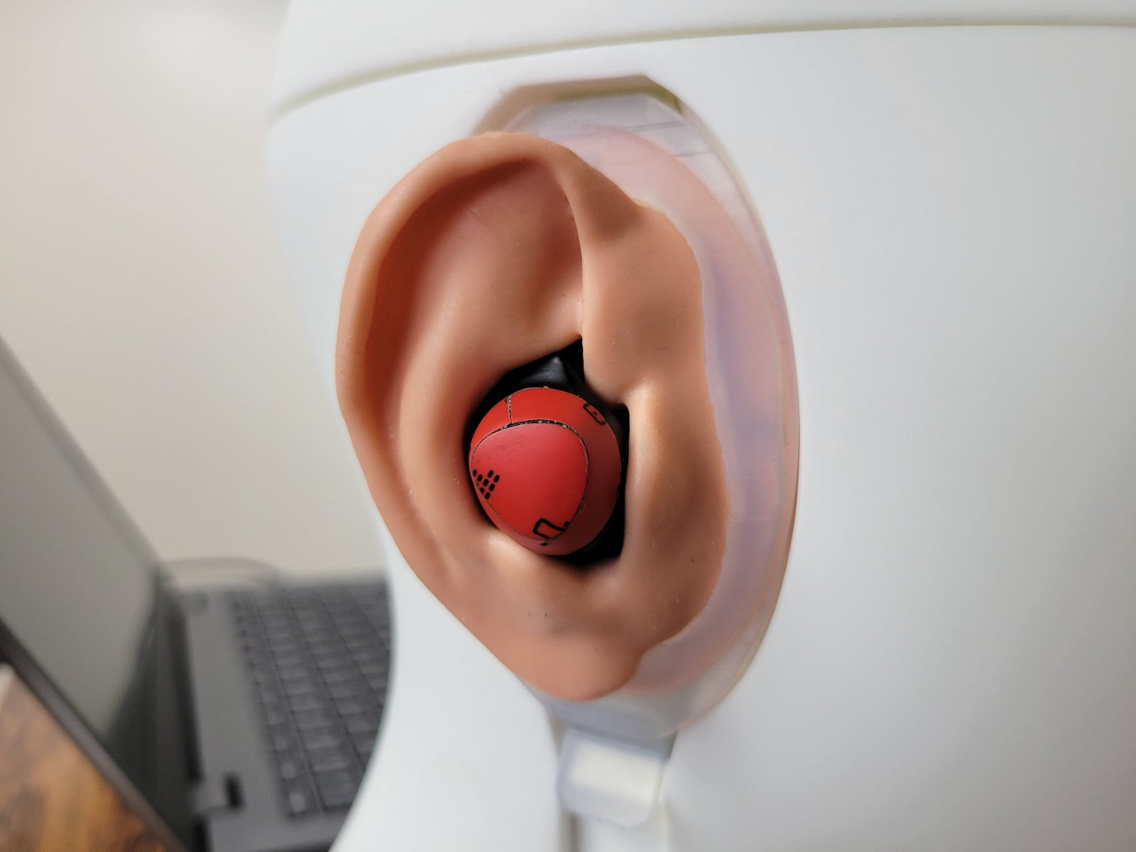 Hearing Demo – AHead Simulations